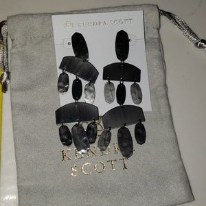 NWT Kendra Scott gunmetal Emmet earrings